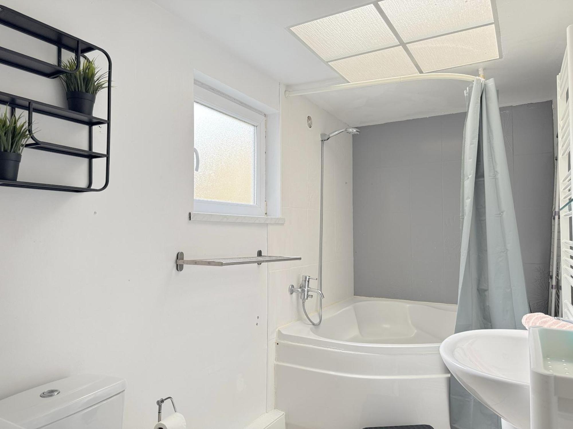 Maison Cosy 3 Chambres Proche Toutes Commodites Croix ภายนอก รูปภาพ